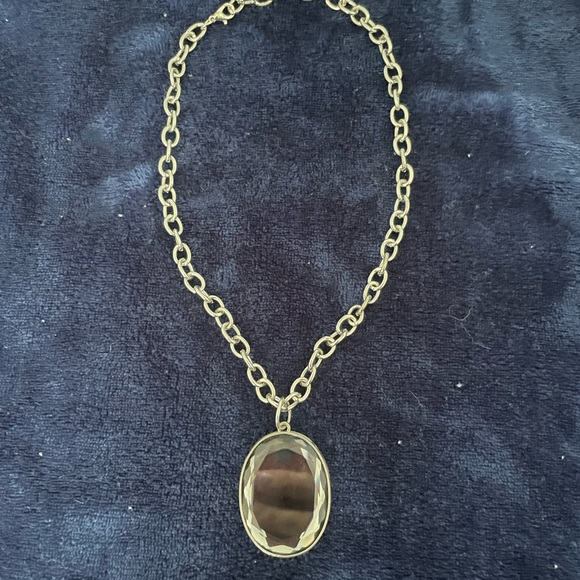 Silver tone necklace with pendant - Picture 1 of 1